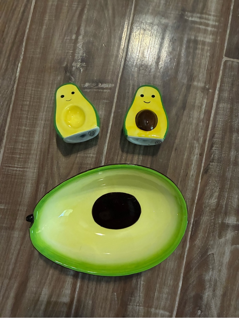 Avocado Ceramic Serving Dish & Salt & Pepper Shakers